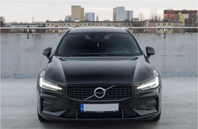 Volvo V60 cena 97900 przebieg: 155000, rok produkcji 2018 z Lublin małe 596